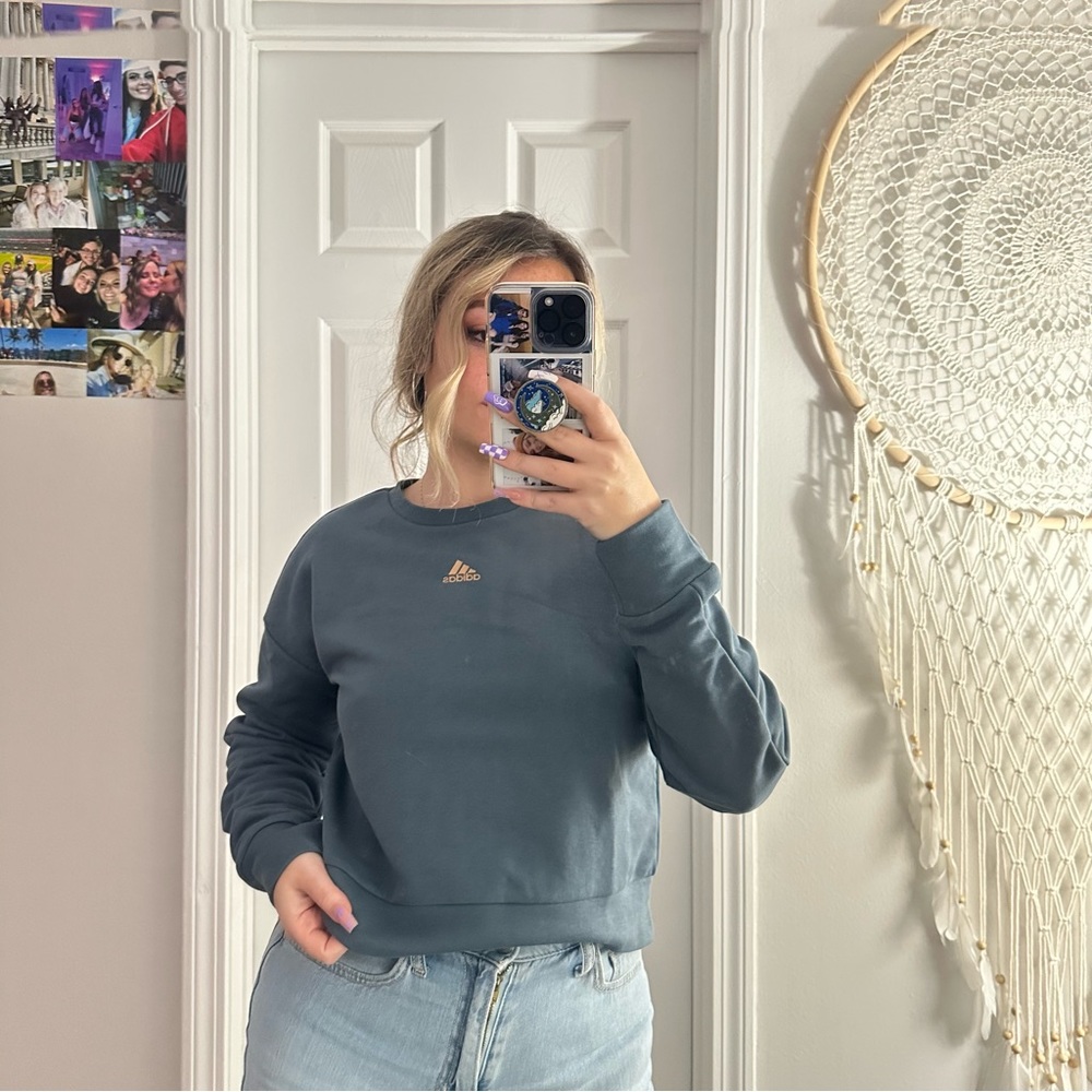 New Adidas Crew Neck